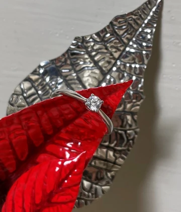 013 Miluna Anello oro con brillanti cod: LID3291-021G7